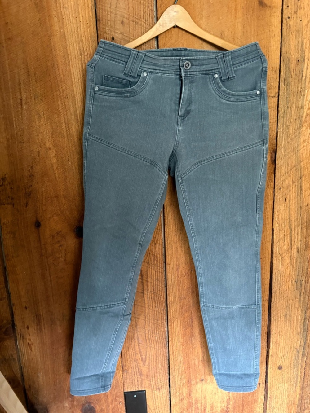 Women’s Gray Kuhl Jeans - size 8